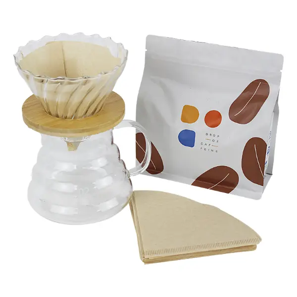 V60 Kaffeefilterpapier, das zum Pour-Over-Kaffeebrühen verwendet wird