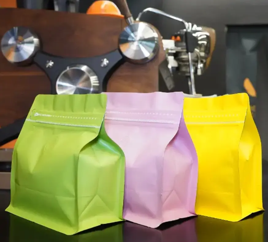 Umweltfreundliche Kaffeebeutel mit Ventil