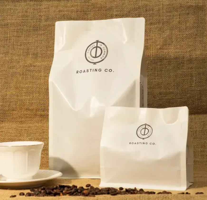 flat bottom bags vs stand up pouches